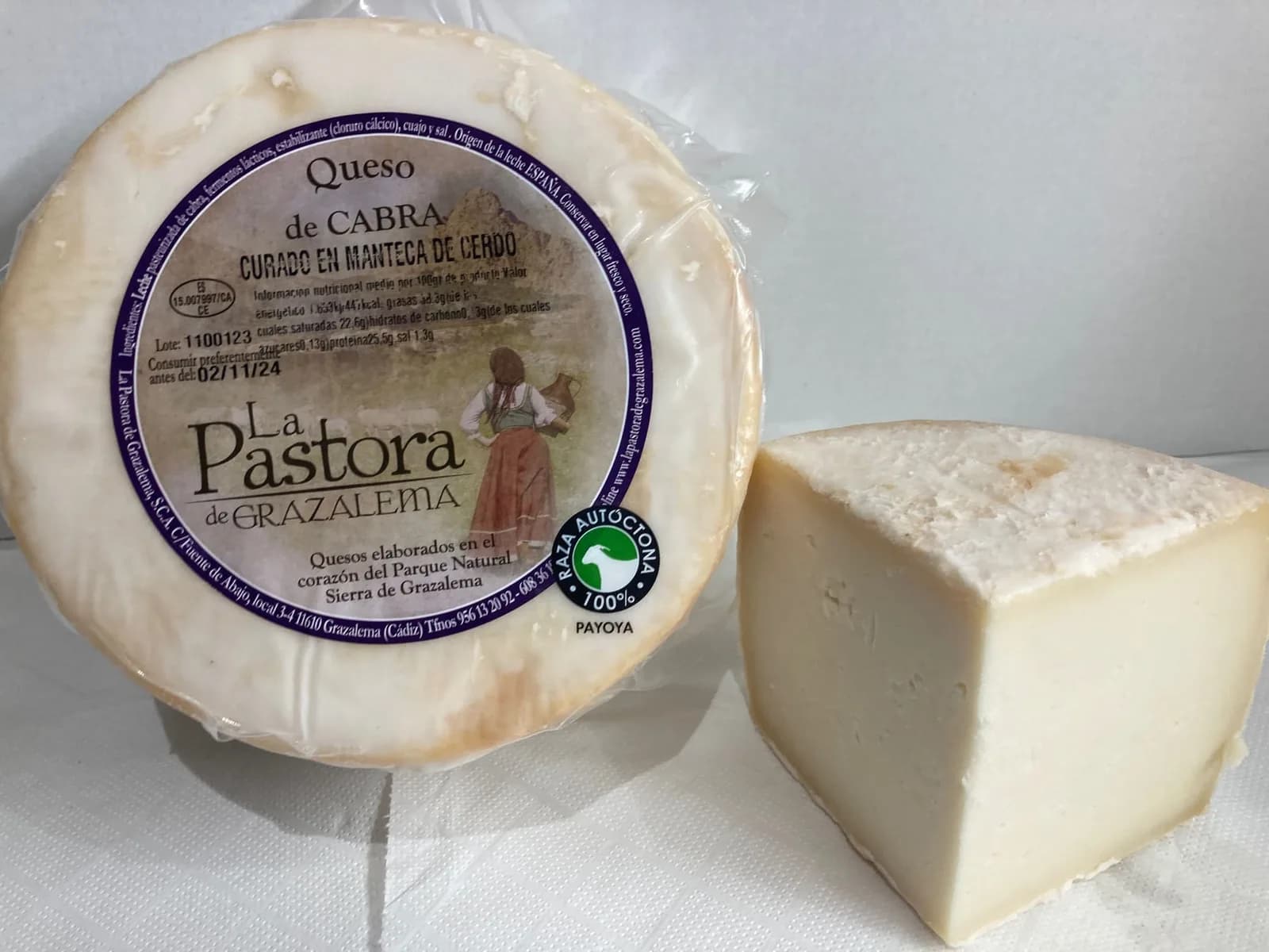 Queso de cabra payoya curado en manteca de cerdo ibérico